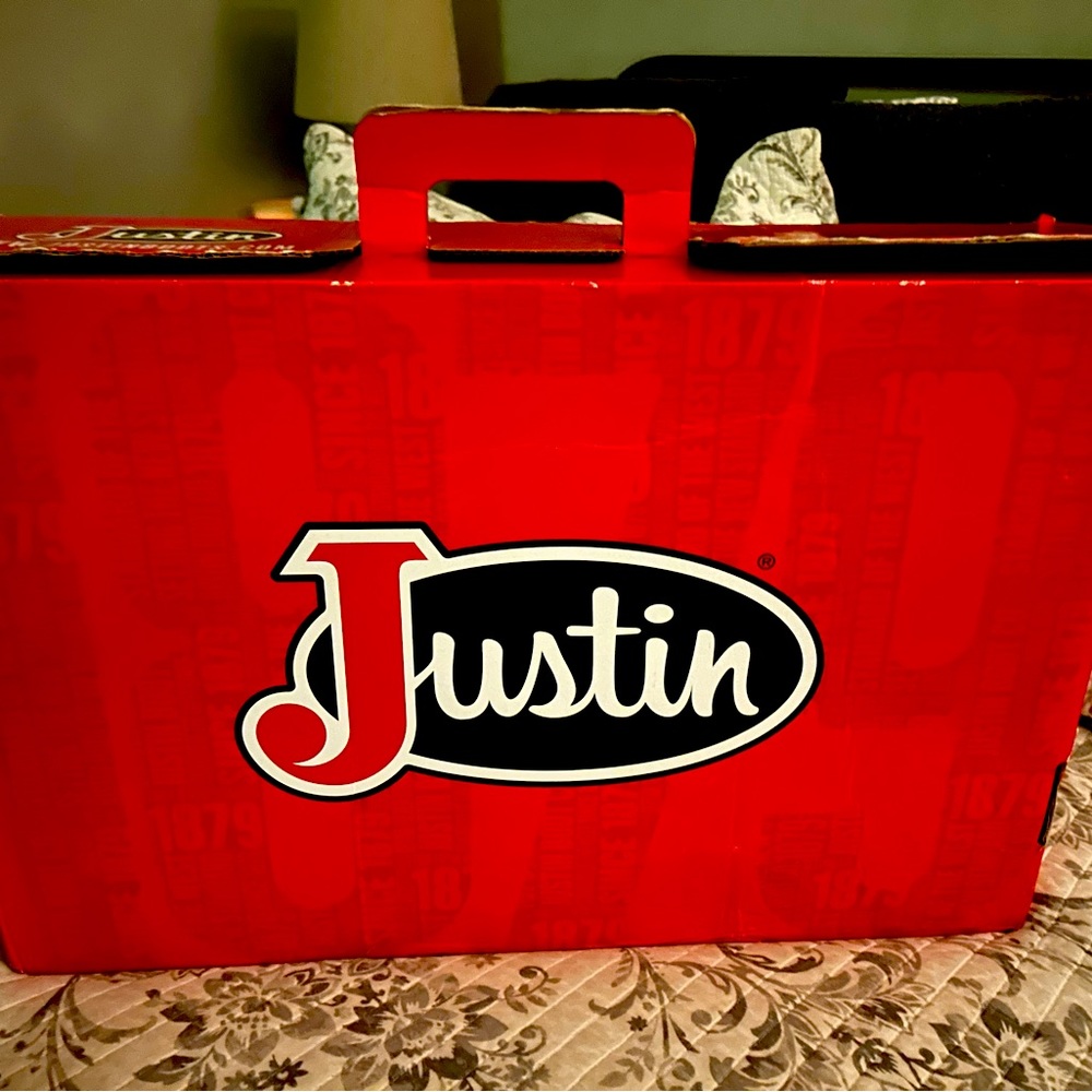 Justin Snake boots